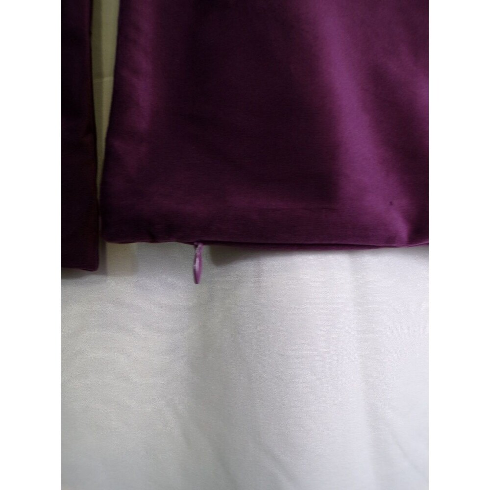 Lot of 2 Purple Pillowcases 16 x 26 in Standard Pillowcase Set - Picture 3 of 4